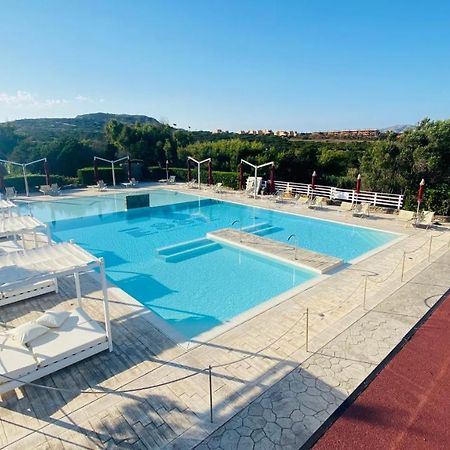Hotel Club Esse Sporting à Stintino Extérieur photo