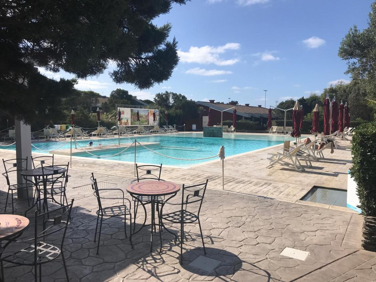 Hotel Club Esse Sporting à Stintino Extérieur photo