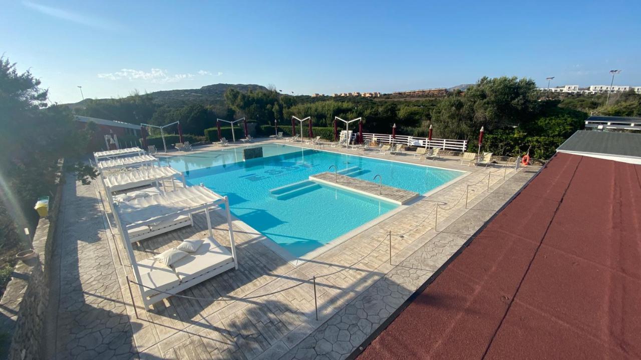 Hotel Club Esse Sporting à Stintino Extérieur photo