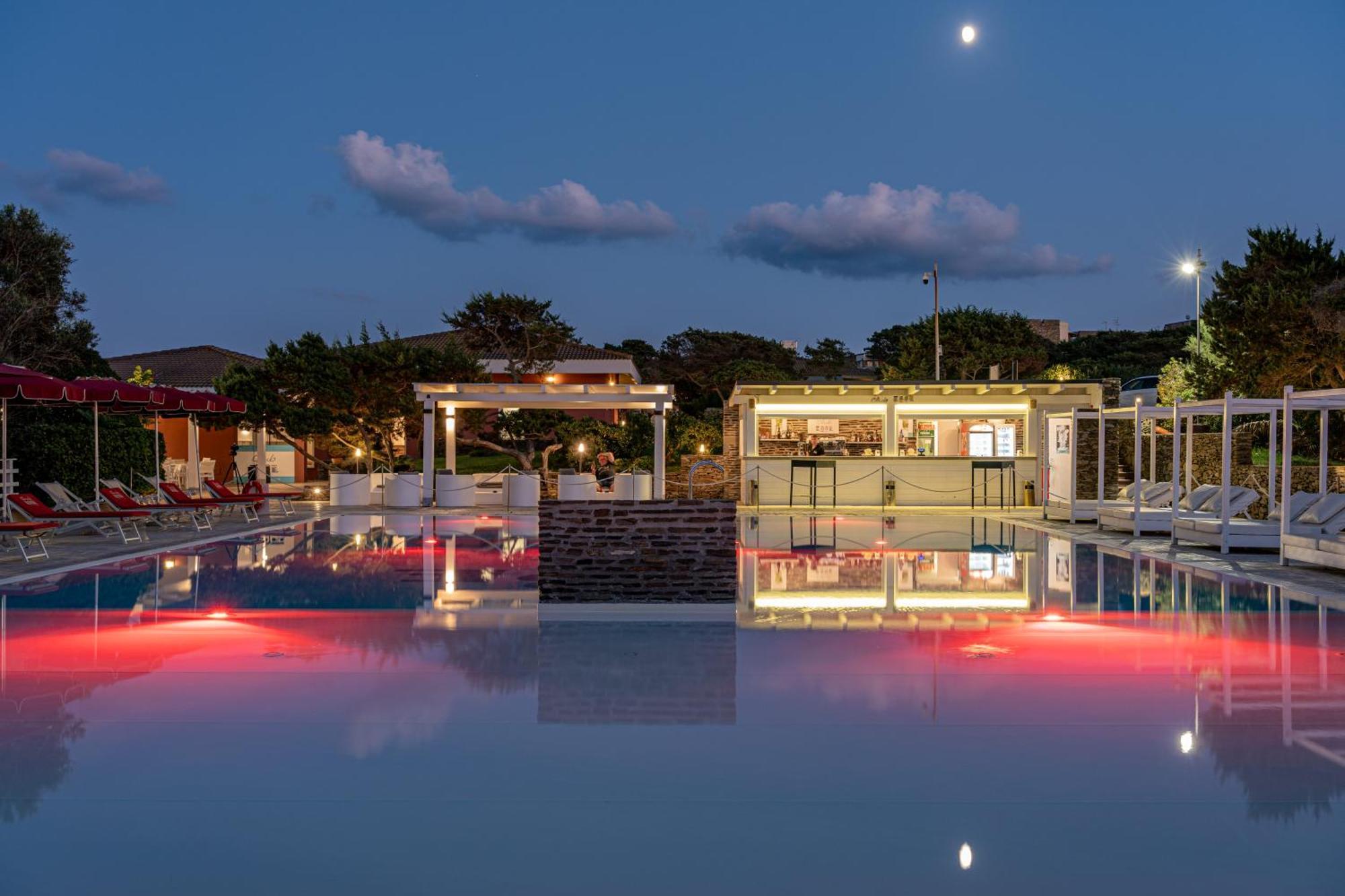 Hotel Club Esse Sporting à Stintino Extérieur photo